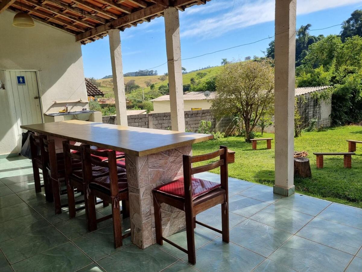 Chacara Recanto Vovo Luiza Aracariguama Exteriör bild