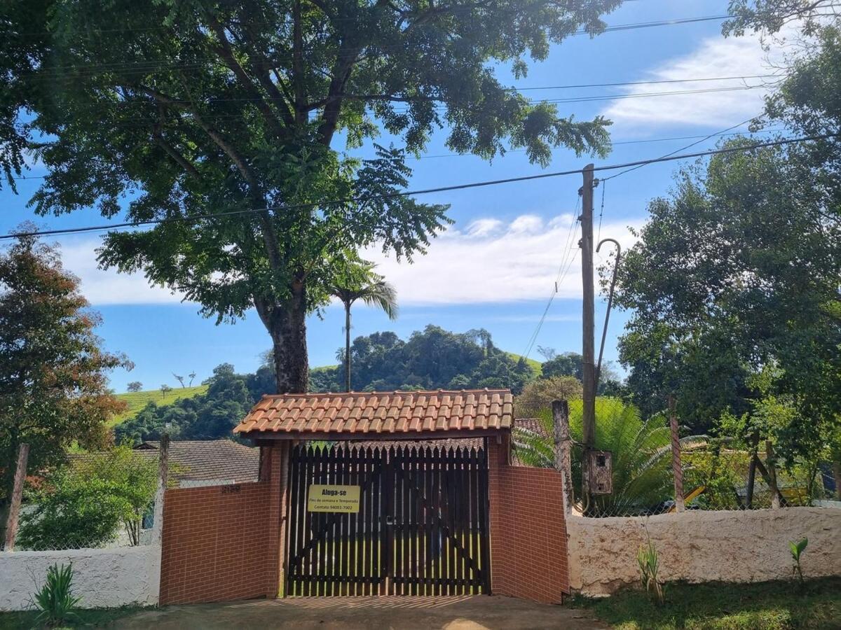 Chacara Recanto Vovo Luiza Aracariguama Exteriör bild
